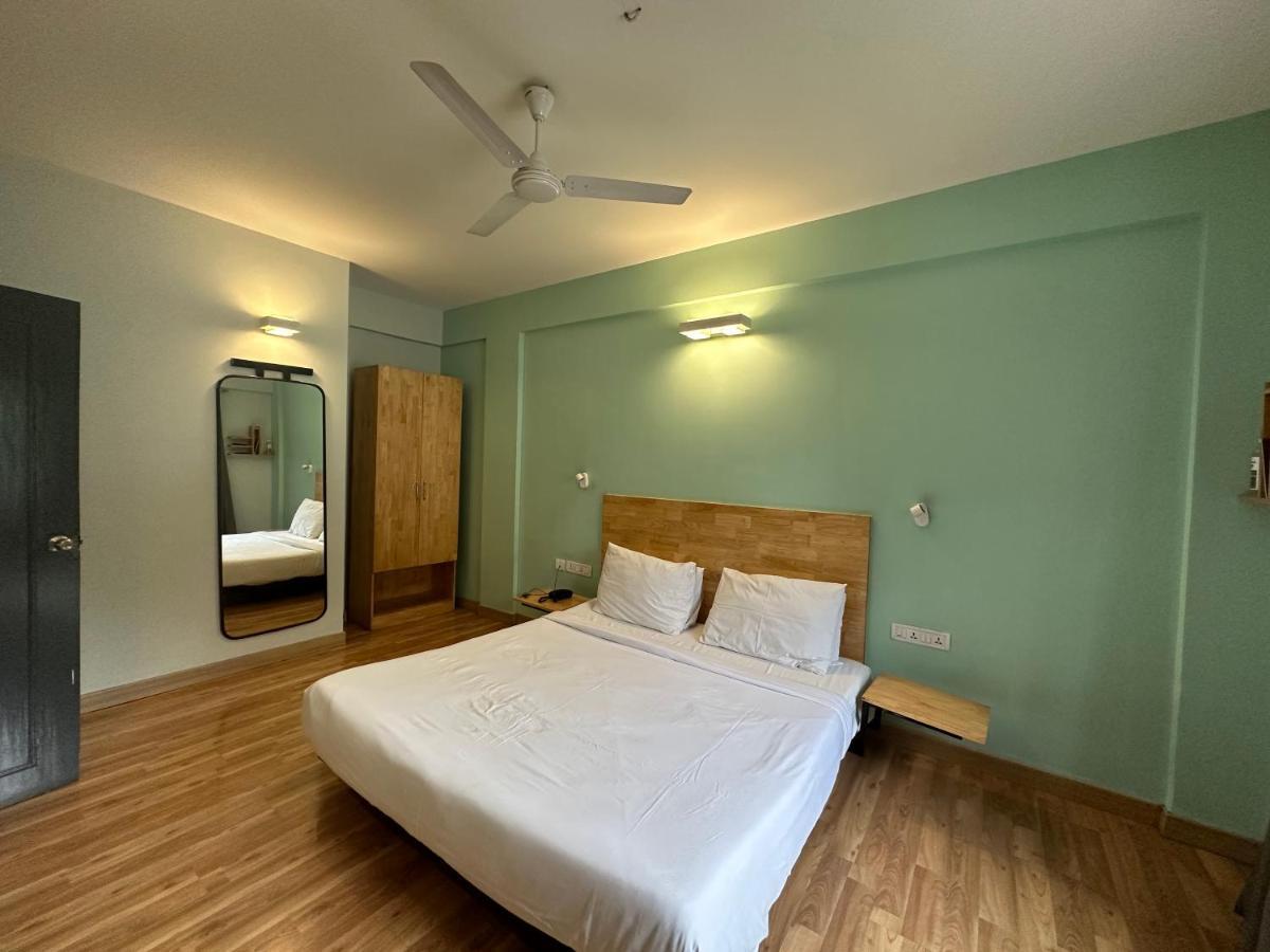 Upar Hotels Indiranagar Bangalore Luaran gambar