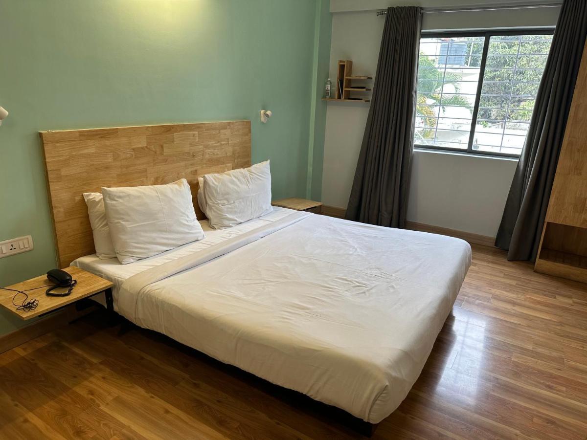Upar Hotels Indiranagar Bangalore Luaran gambar
