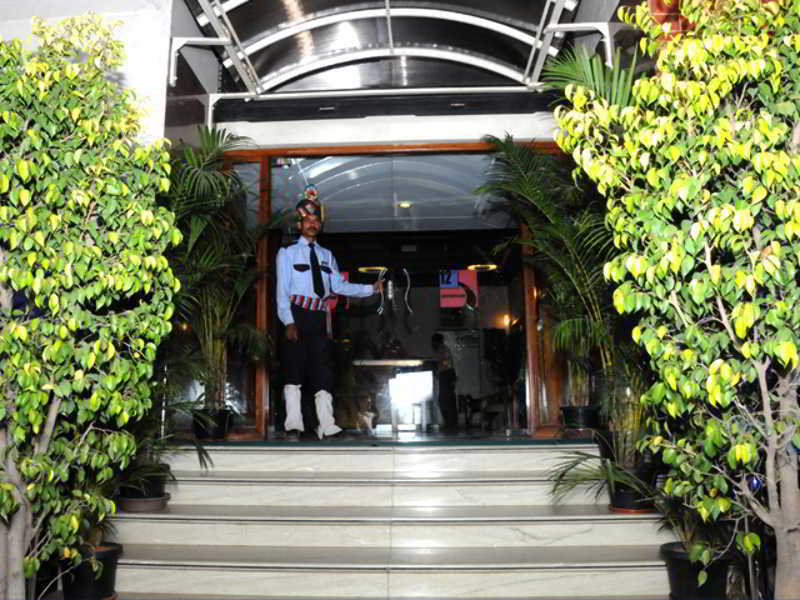 Upar Hotels Indiranagar Bangalore Luaran gambar